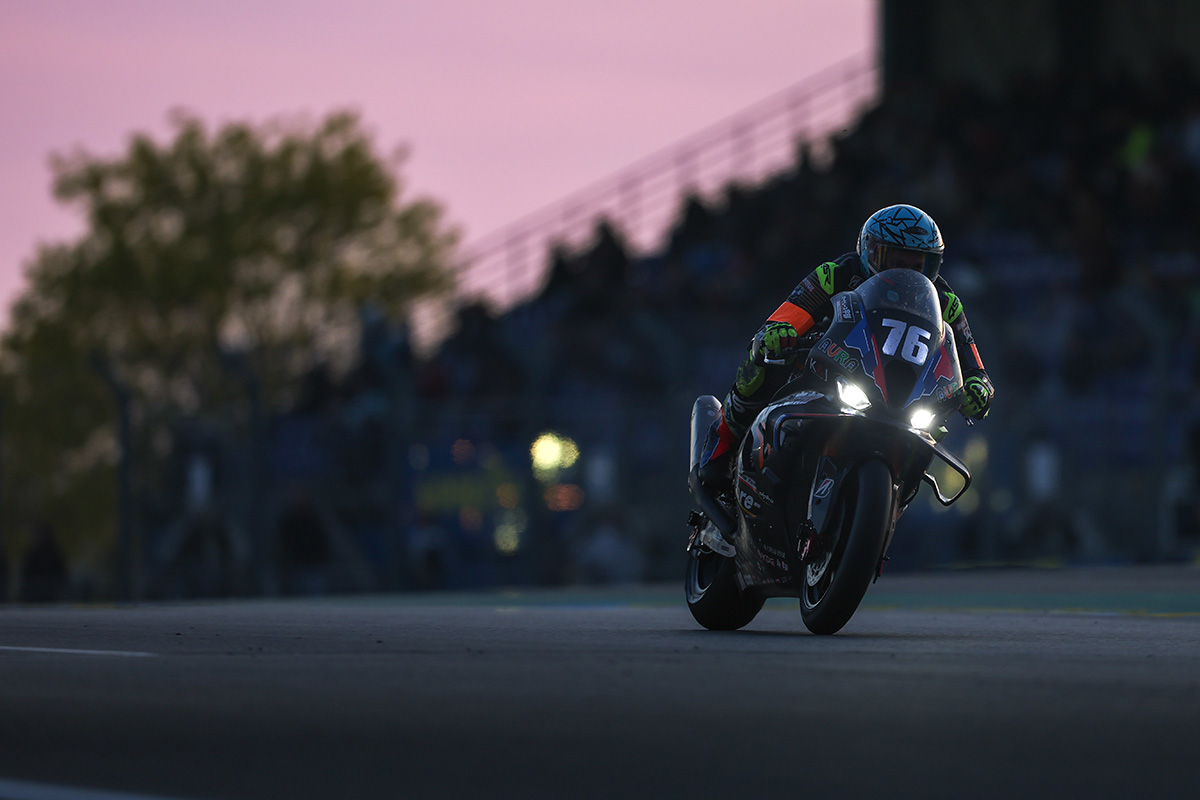 Le Mansi 24 tunni motoringraja kestvussõidu hooaja avavõistlus tõi rajale 60 meeskonda ning pakkus eestlasele Hannes Soomerile täiesti uue väljakutse nii võistk